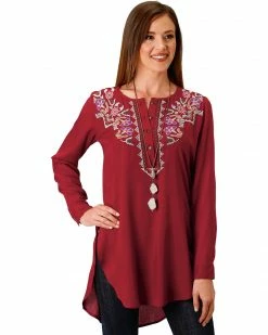 Roper Women's Embroidered Henley Tunic Wine -Roper Shop 2000244638 646 P1 1