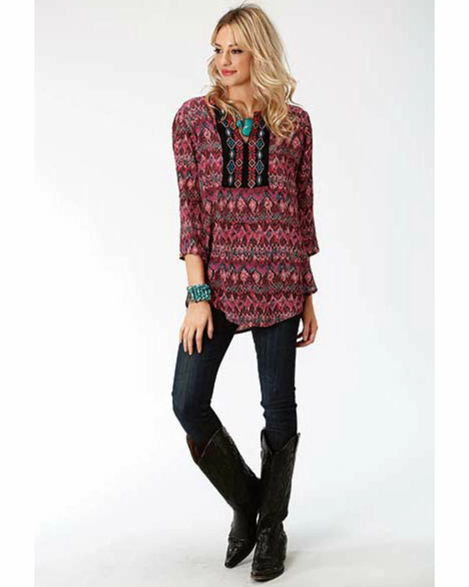 Roper Studio West Women's Ikat Print Blouse Wine 5 Roper Studio West Women's Ikat Print Blouse Wine - Image 3