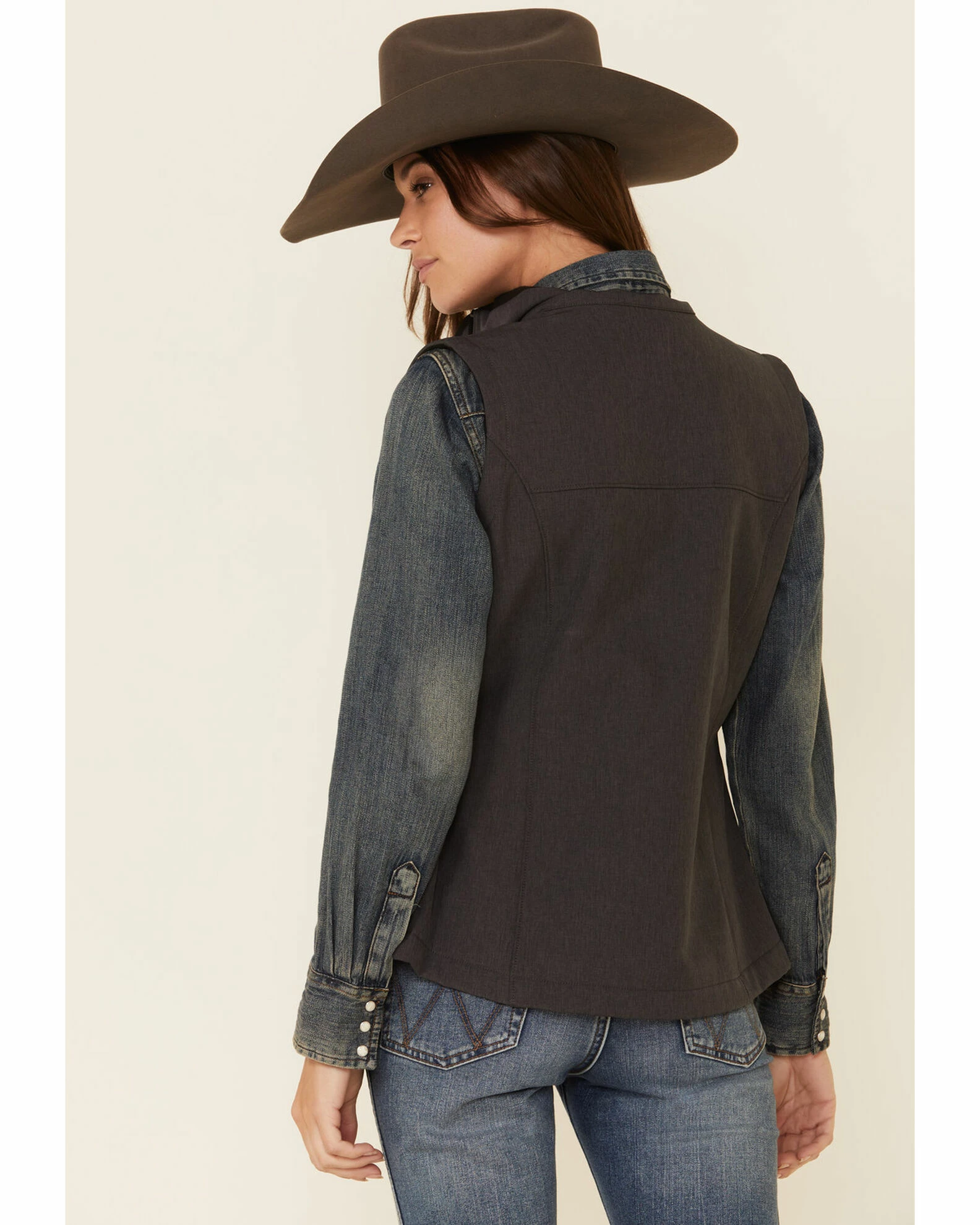 Roper Women's Grey Softshell Bonded Fleece-Lined Vest 6 Roper Women's Grey Softshell Bonded Fleece-Lined Vest - Image 4