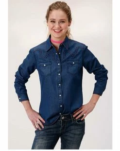 Roper Women's Medium Wash Contrast Yoke Long Sleeve Western Shirt Blue 7 Roper Women's Medium Wash Contrast Yoke Long Sleeve Western Shirt Blue -Roper Shop 2000326887 400 P1 1