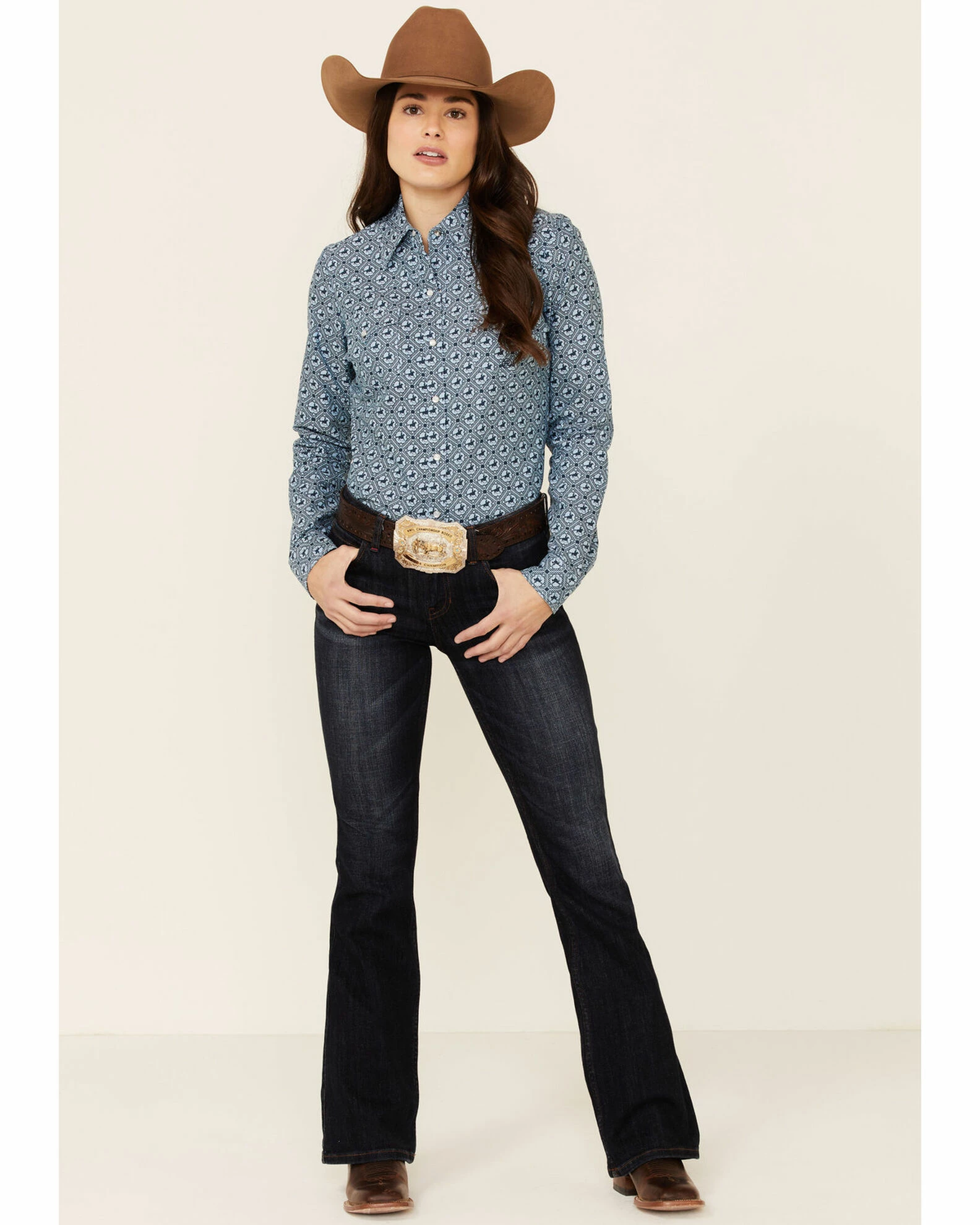 Roper Amarillo Women's Oxford Horse Print Long Sleeve Snap Western Shirt 4 Roper Amarillo Women's Oxford Horse Print Long Sleeve Snap Western Shirt - Image 2