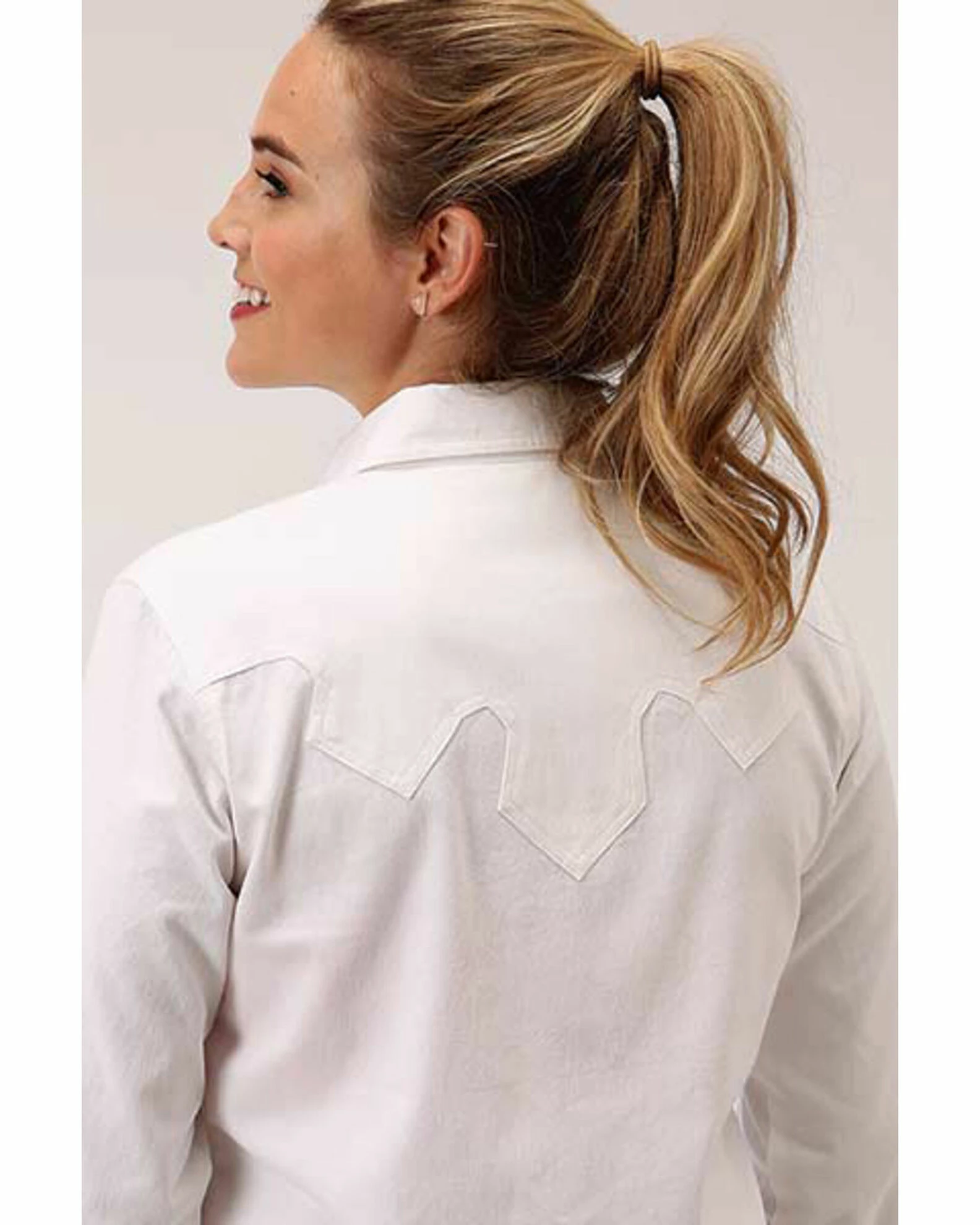 Roper Women's White Denim Cactus Embroidered Long Sleeve Snap Western Core Shirt 4 Roper Women's White Denim Cactus Embroidered Long Sleeve Snap Western Core Shirt - Image 2