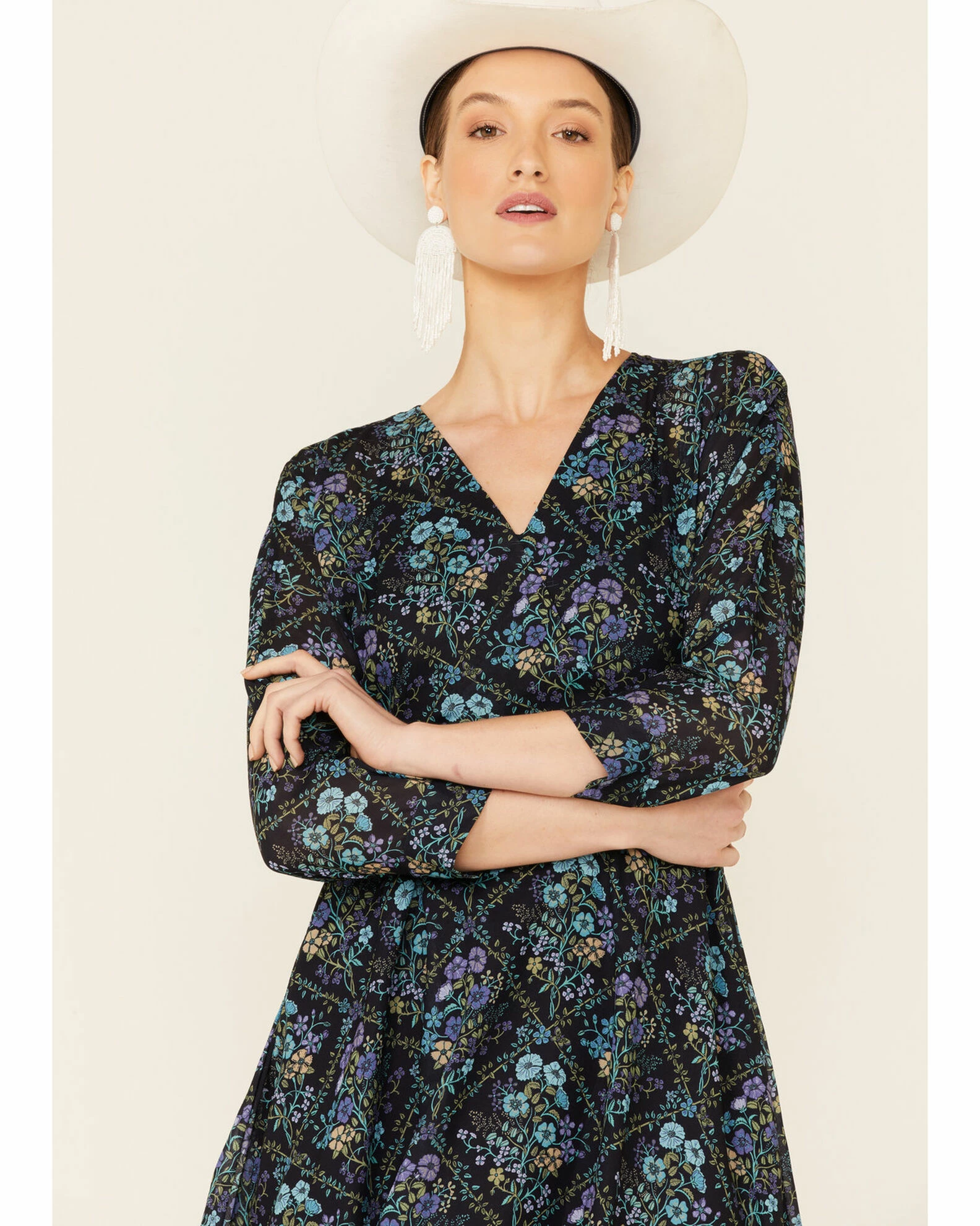 Roper Women's Studio West Victorian Garden Floral Print Surplice Dress Navy 4 Roper Women's Studio West Victorian Garden Floral Print Surplice Dress Navy - Image 2