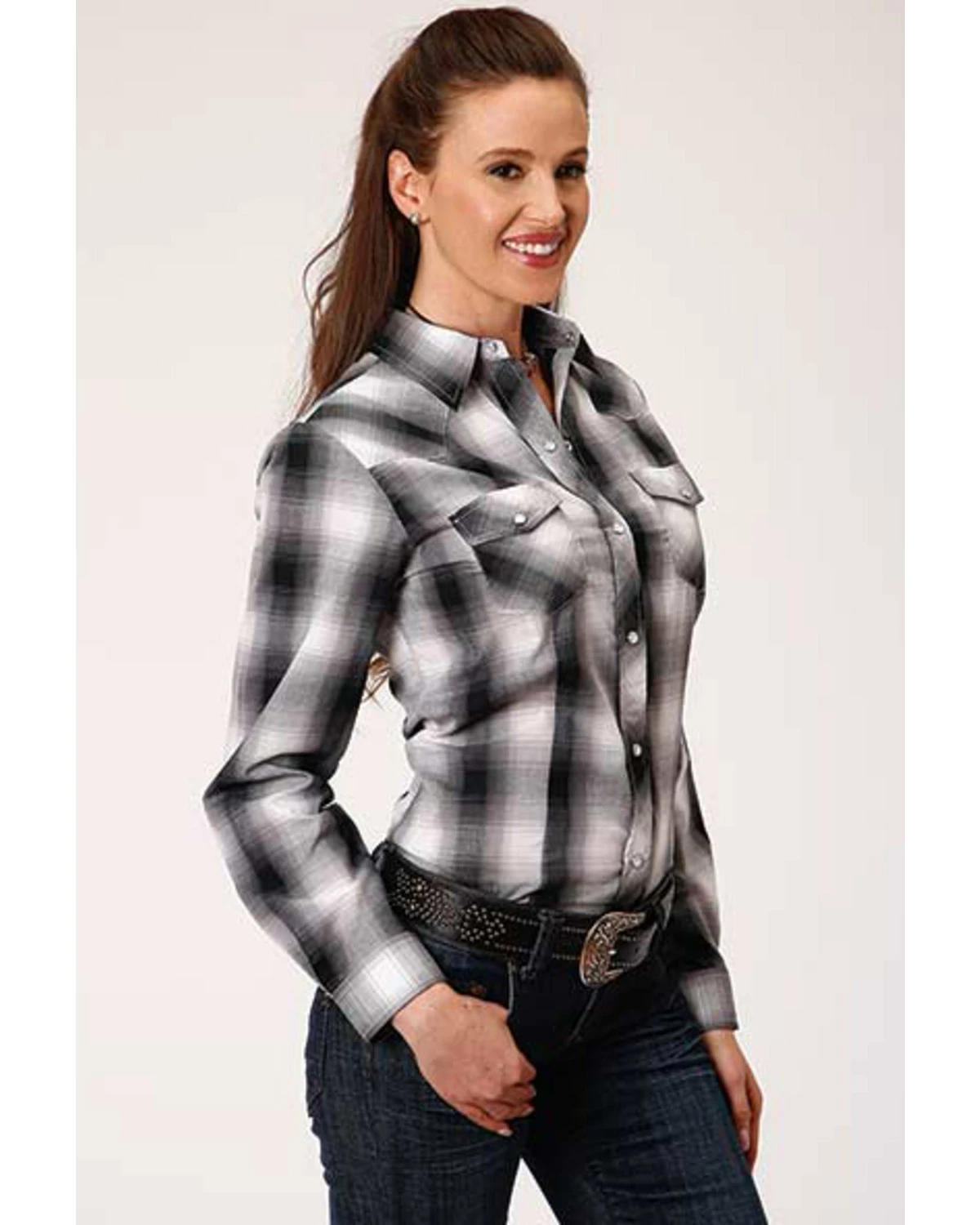 Roper Women's Black & White Plaid Snap Front Western Shirt 5 Roper Women's Black & White Plaid Snap Front Western Shirt - Image 3