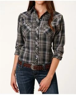 Roper Women's Plaid Print Long Sleeve Snap Western Shirt - Plus Navy