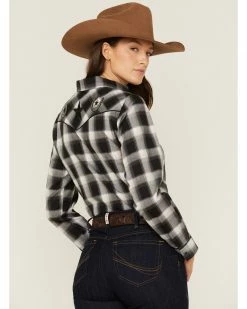 Roper Women's Plaid Print Long Sleeve Western Snap Shirt Black 10 Roper Women's Plaid Print Long Sleeve Western Snap Shirt Black -Roper Shop 2000358920 001 P4