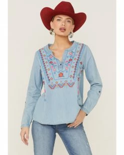Roper Women's Embroidered Front Southwestern Denim Pullover Shirt Blue