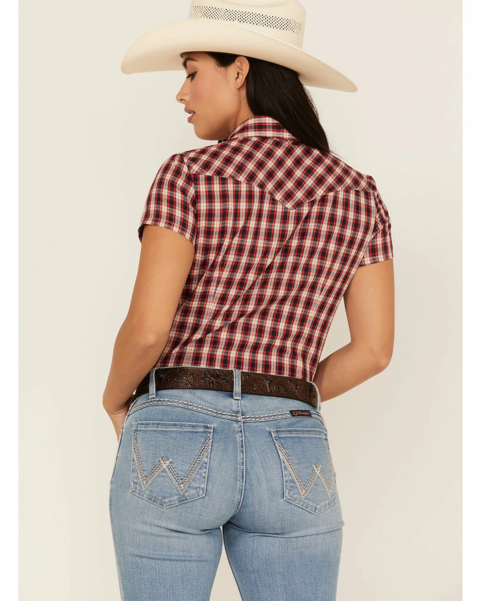 Roper Women's Plaid Print Short Sleeve Snap Western Shirt Red 6 Roper Women's Plaid Print Short Sleeve Snap Western Shirt Red - Image 4