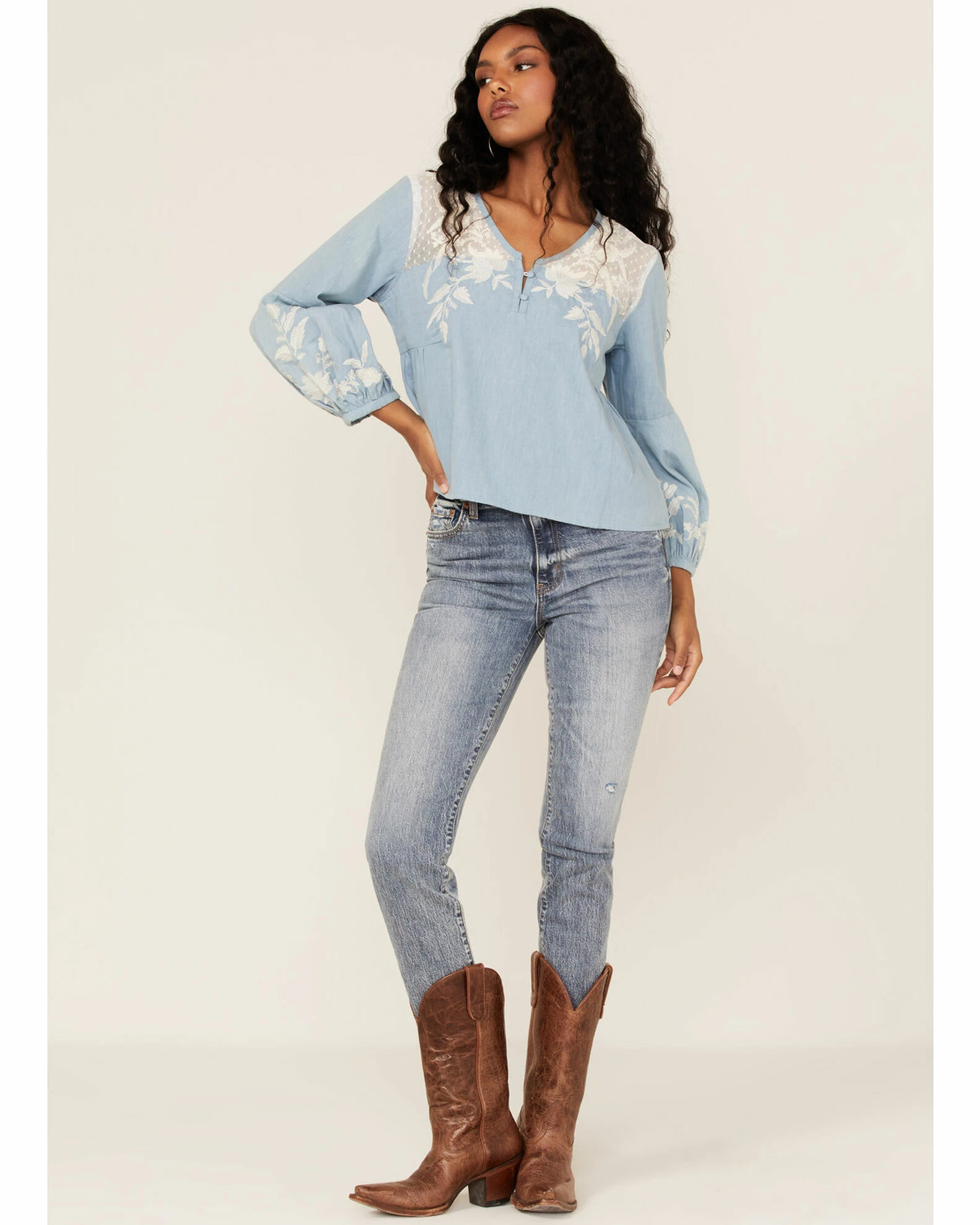 Roper Women's Denim Lace Embroidered Floral Peasant Top Blue 4 Roper Women's Denim Lace Embroidered Floral Peasant Top Blue - Image 2