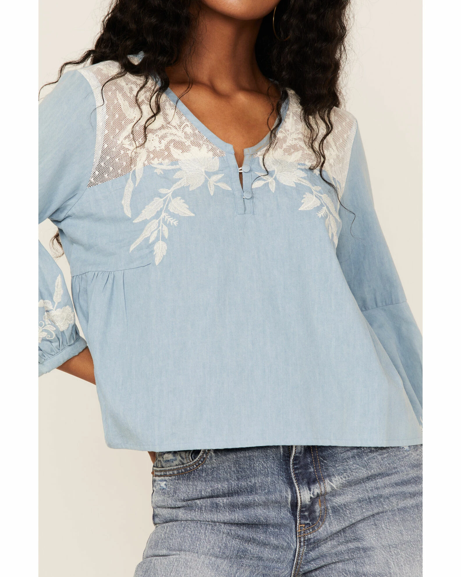 Roper Women's Denim Lace Embroidered Floral Peasant Top Blue 5 Roper Women's Denim Lace Embroidered Floral Peasant Top Blue - Image 3